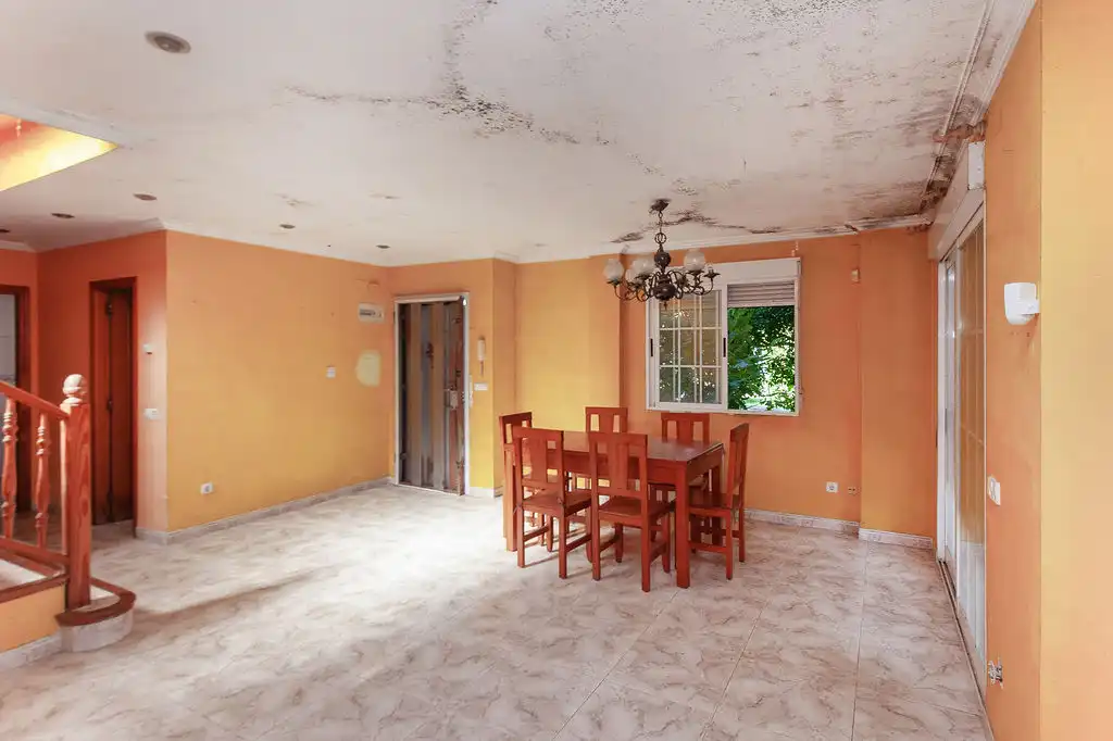 Menjador de Casa o xalet en venda en Park Nord - Casona