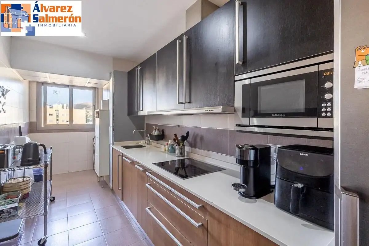 Penthouse mit Pool zum Verkauf in Avenida DE LA ILUSTRACION, imagen 10