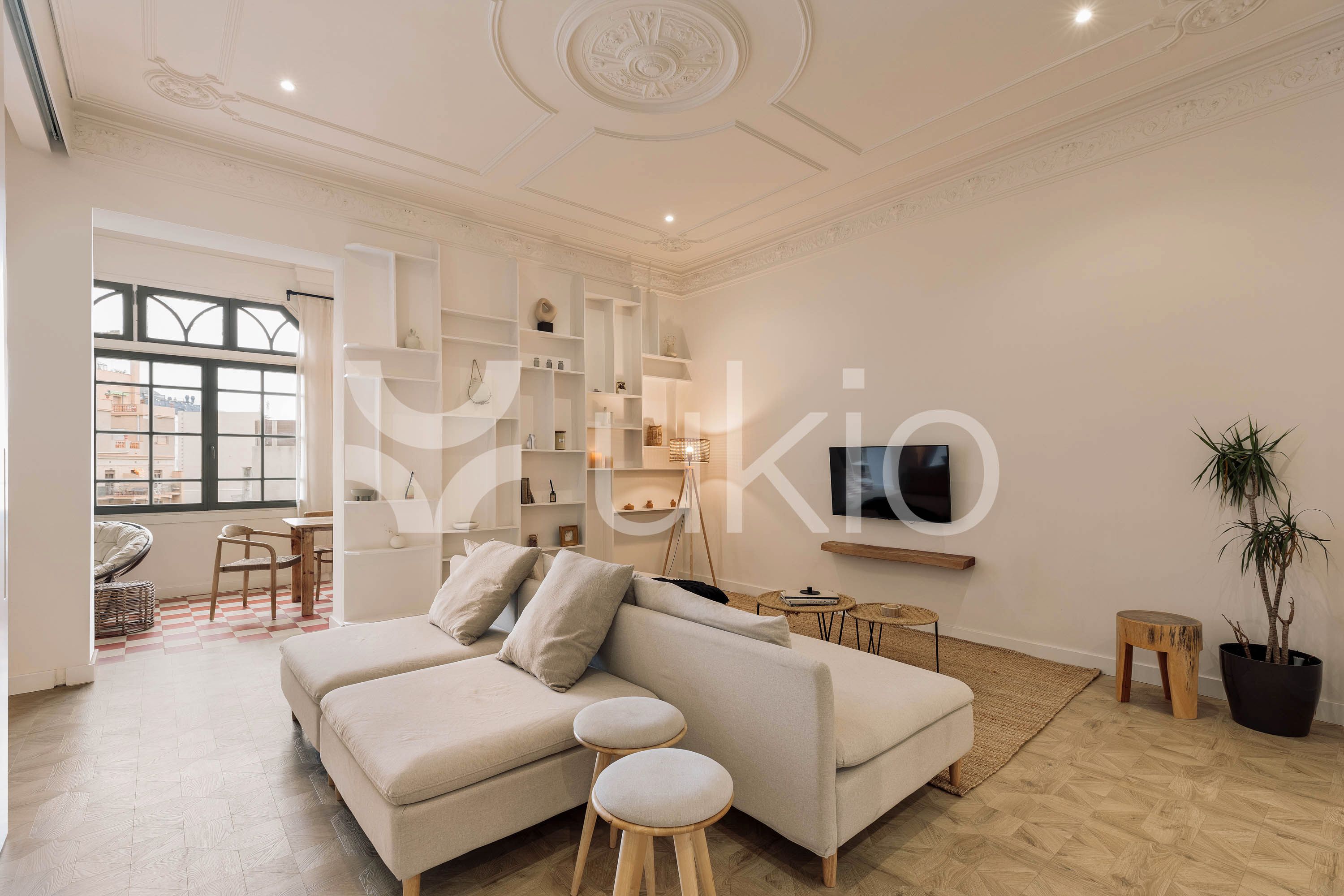 Sala d'estar de Apartament de lloguer en  Barcelona Capital amb Aire condicionat, Moblat i Forn
