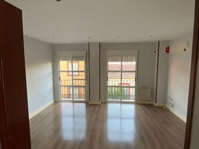Wohnung zum Verkauf in Calle Juan Pablo Morís y Víctimas del Terrorismo 11