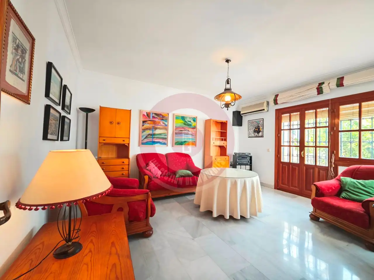 Sala d'estar de Casa o xalet en venda en Vélez-Málaga amb Jardí privat i Terrassa
