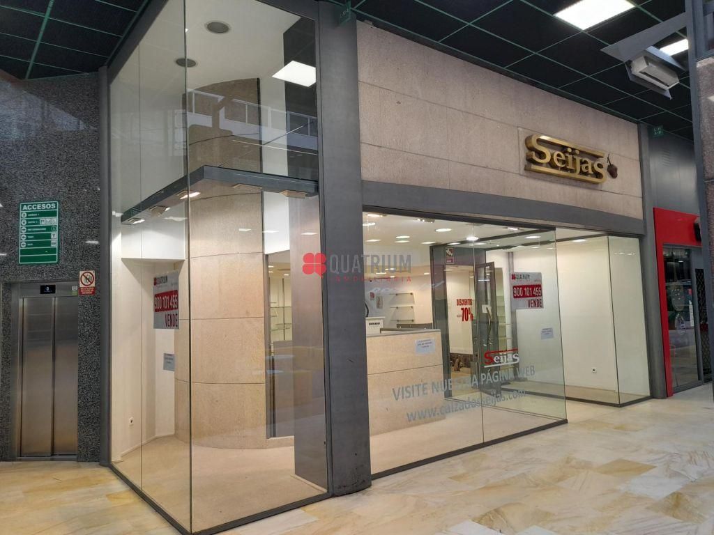 Premises for sale in Santiago de Compostela 
