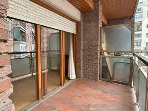 Flat with lift for sale in Calle de Gaztambide
