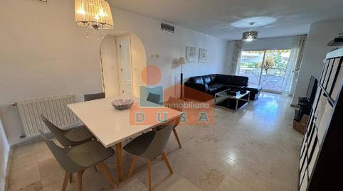 Foto 3 de Piso de alquiler en Guadalmina Alta, Málaga