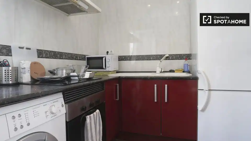 Cocina de Piso de alquiler en Madrid con Aire acondicionado, Calefacción y Amueblado