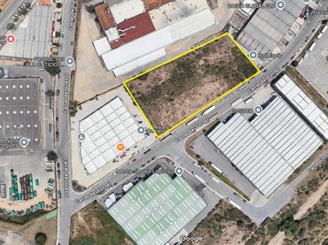 Nau industrial de lloguer a Carrer del Fornal 21