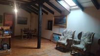 Sala d'estar de Casa adosada en venda en Usurbil amb Jardí privat, Terrassa i Traster