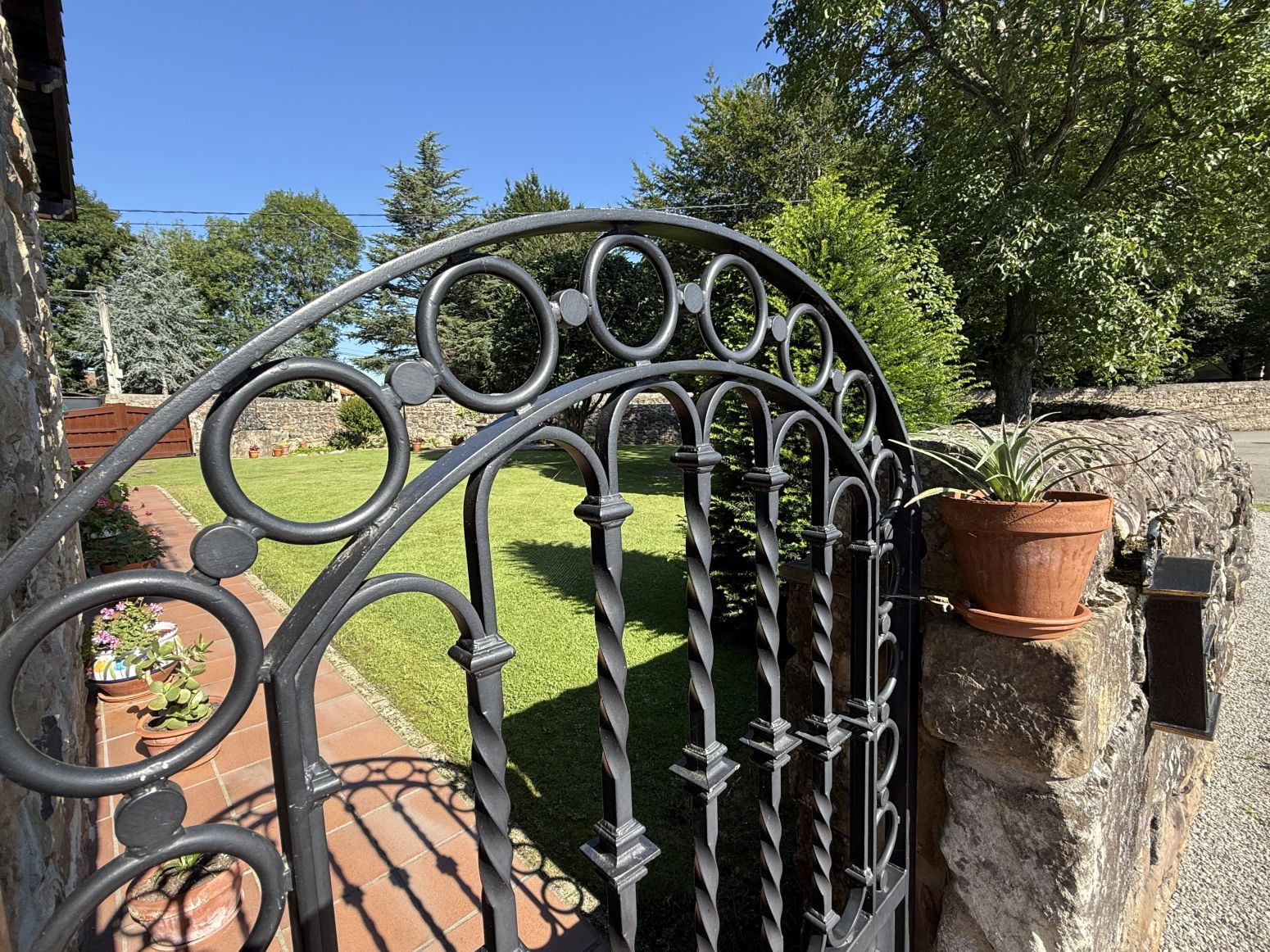 Garden of Single-family semi-detached for sale in Cabezón de la Sal  with Heating, Private garden and Parquet flooring