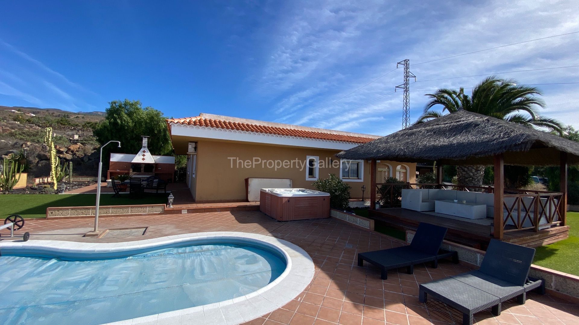 Exterior view of Country house for sale in Adeje  with Air Conditioner, Private garden and Terrace
