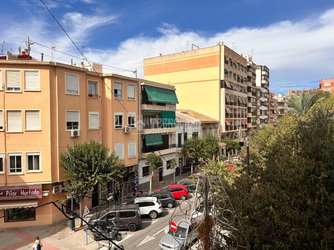 Pis en venda a Plaza Navarro Rodrigo, Benalúa, Benalúa - Babel, Alicante / Alacant