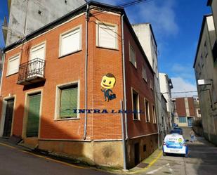 Exterior view of House or chalet for sale in Guijuelo