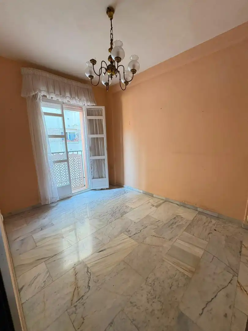 Dormitori de Casa adosada en venda en Cádiz amb Terrassa, Traster i Balcó