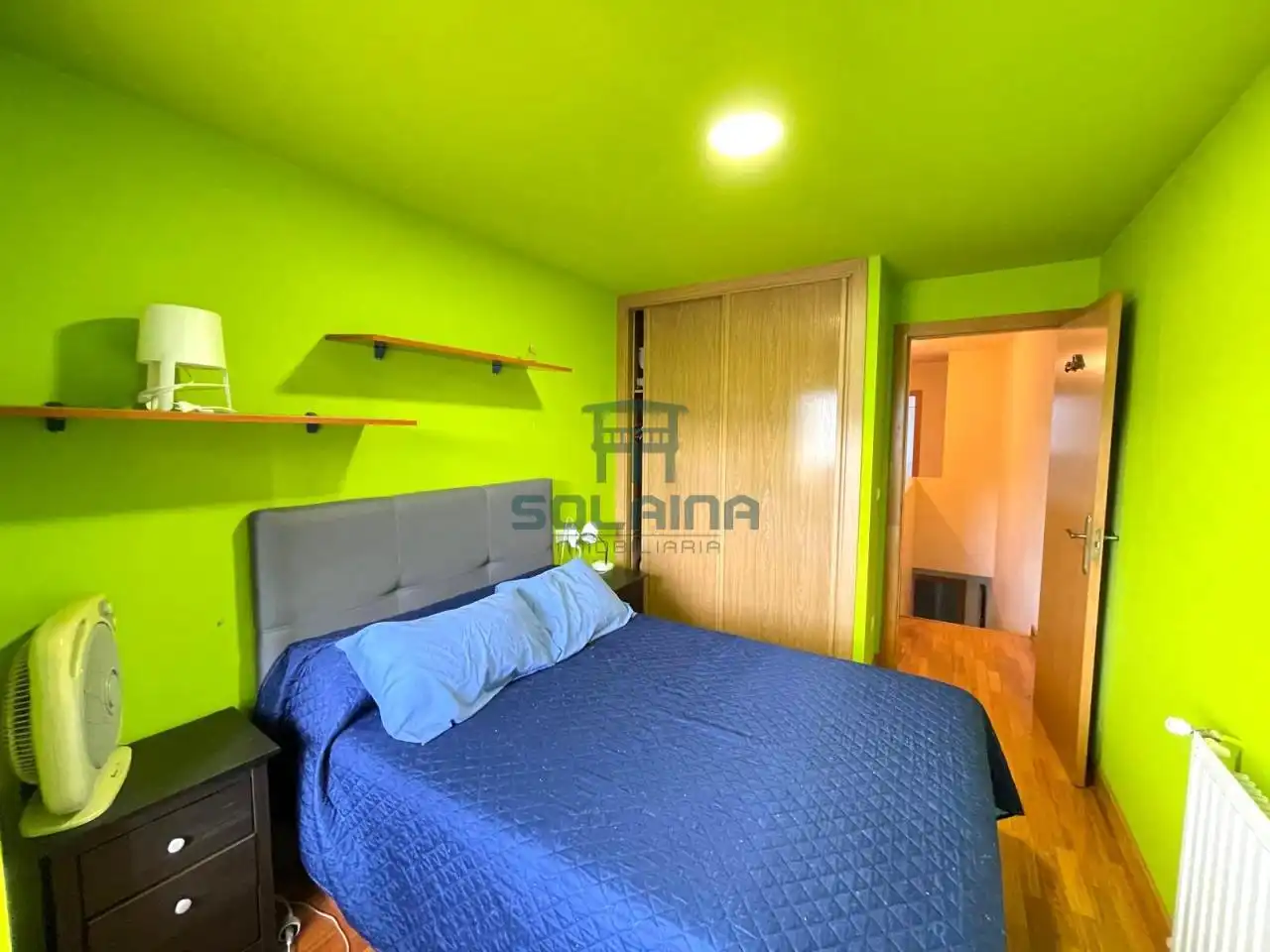 Habitación de Casa adosada en venta en A Arnoia con Calefacción, Jardín privado y Parquet