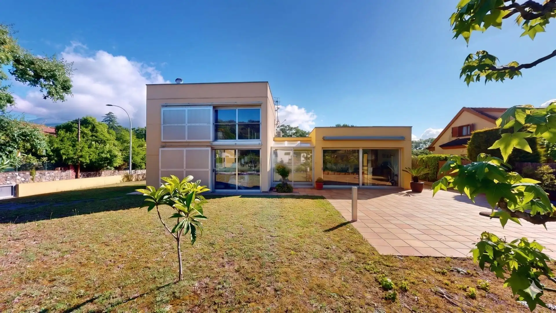 Detached house with garden for sale in Carrer OCELLS DELS, imagen 3