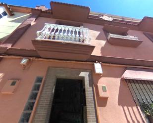 Vista exterior de Pis en venda en San Fernando amb Balcó