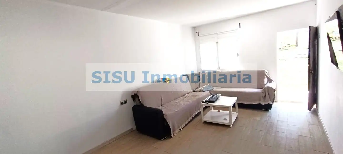 Sala d'estar de Finca rústica en venda en Montroi / Montroy amb Jardí privat, Terrassa i Piscina