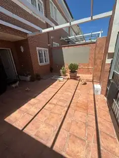 Terrassa de Casa adosada en venda en Valdemoro amb Aire condicionat i Piscina