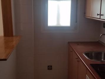 Foto 5 de Apartamento de alquiler en Calle Rubí, 1, La Paz - Las Américas, Linares