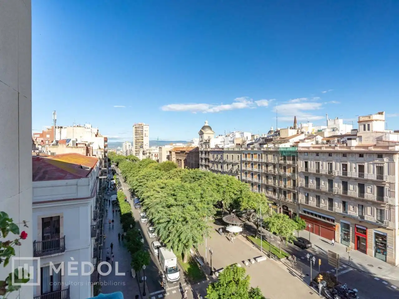 Vista exterior de Piso en venta en Tarragona con Calefacción, Parquet y Amueblado