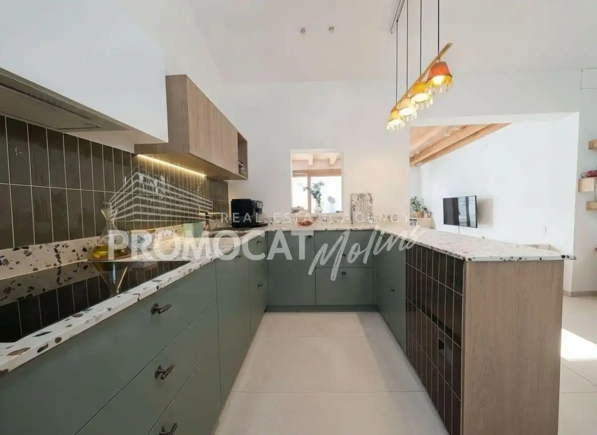 Kitchen of Houses for sale in Molins de Rei  with Air Conditioner, Private garden and Terrace