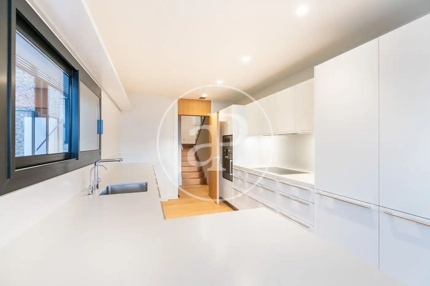 Kitchen of Flat for rent in Barcelona  with Air Conditioner, Heating and Private garden