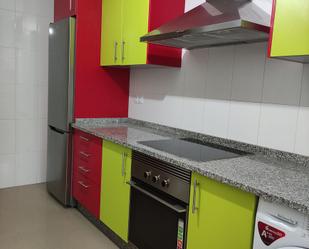 Kitchen of Flat for sale in Vigo   with Parquet flooring, Furnished and Oven