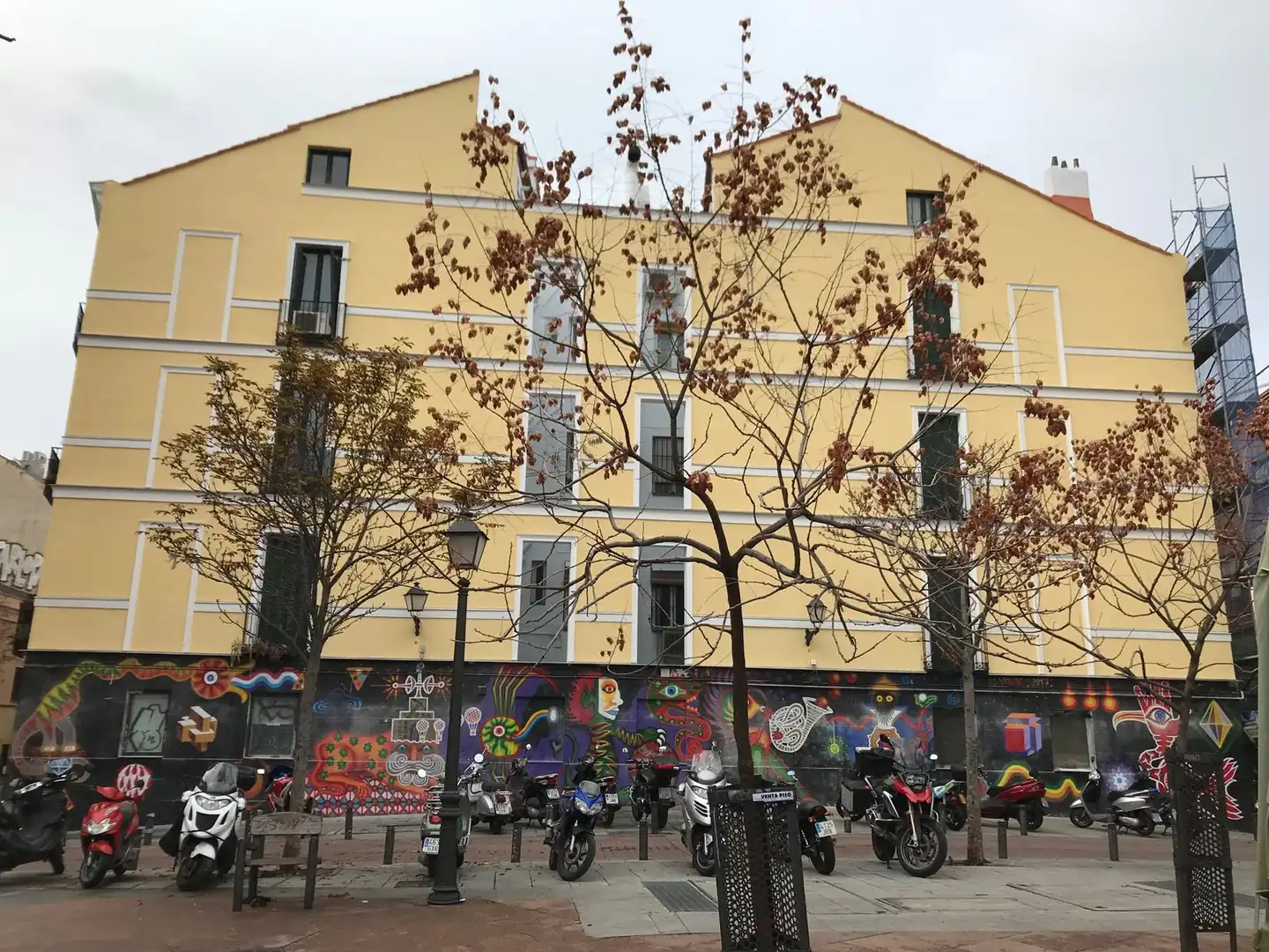 Vista exterior de Apartamento en venta en Madrid con Calefacción, Parquet y Amueblado