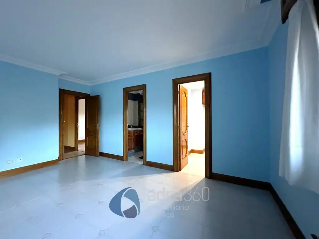 Houses for sale in Lardero  with Air Conditioner, Heating and Private garden