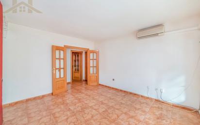 Flat for sale in Colmenar Viejo  with Air Conditioner