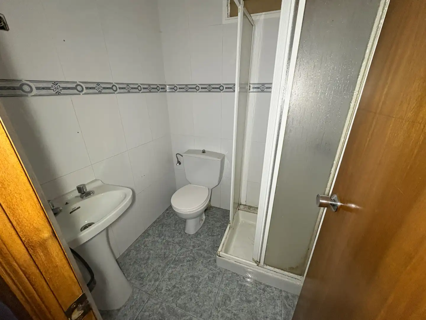Bathroom of Flat for sale in Narón  with Storage room
