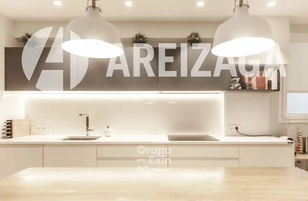 Piso en venta en Bergara Kalea, Área Romántica