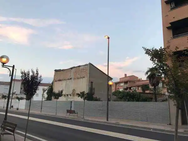 Rustikales Grundstück zum Verkauf in Av de Lleida, imagen 6