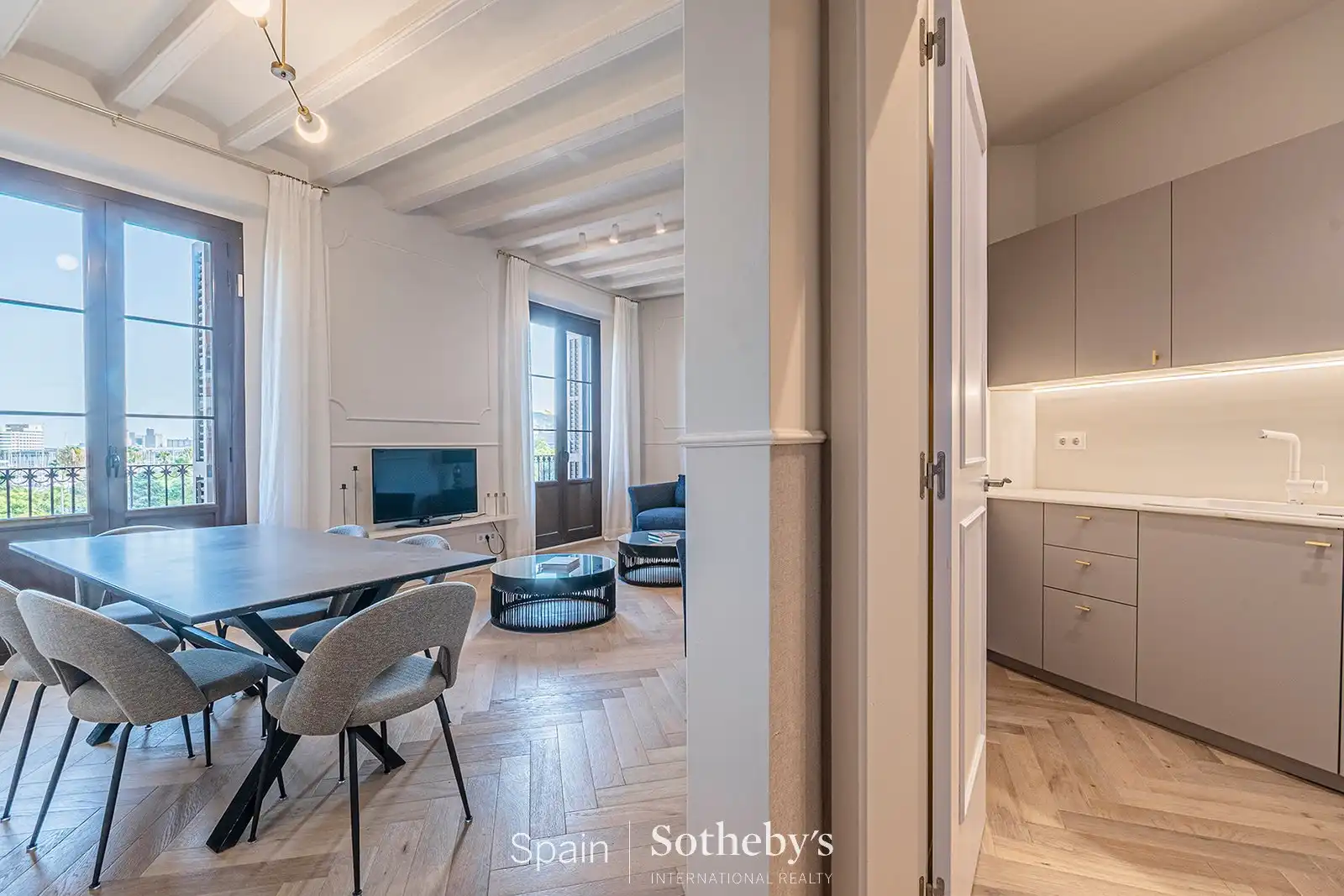 Apartamento con piscina en venta en Passeig Isabel II, imagen 16