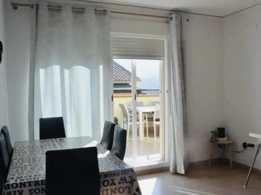 Dormitori de Àtic en venda en Dénia amb Aire condicionat, Terrassa i Moblat