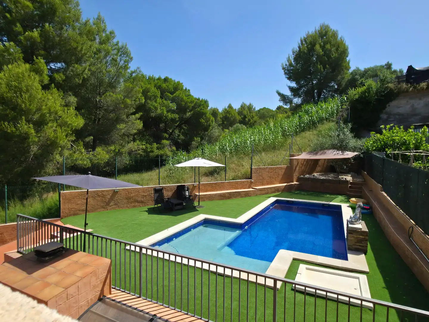 Piscina de Casa o chalet en venta en Abrera con Aire acondicionado, Calefacción y Jardín privado