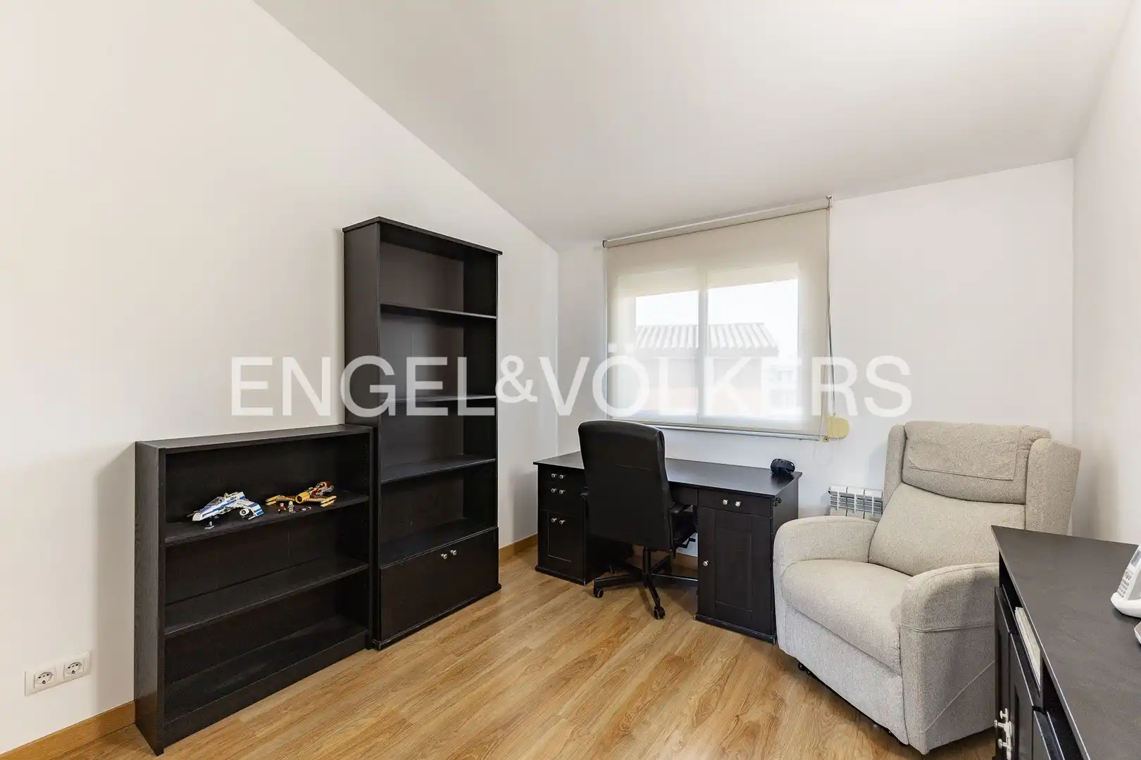 Living room of Houses for sale in Sant Cugat del Vallès  with Heating and Private garden