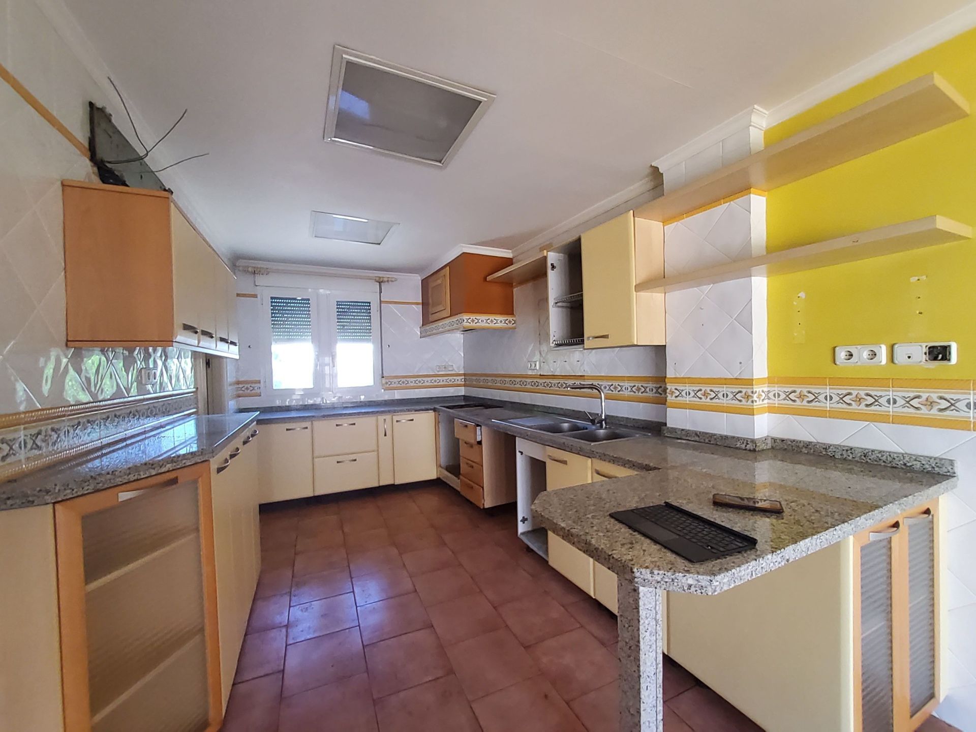 Cuina de Casa o xalet en venda en El Carpio amb Aire condicionat, Jardí privat i Terrassa