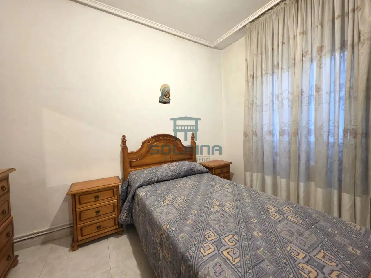 Habitación de Piso en venta en Ourense Capital  con Calefacción y Trastero