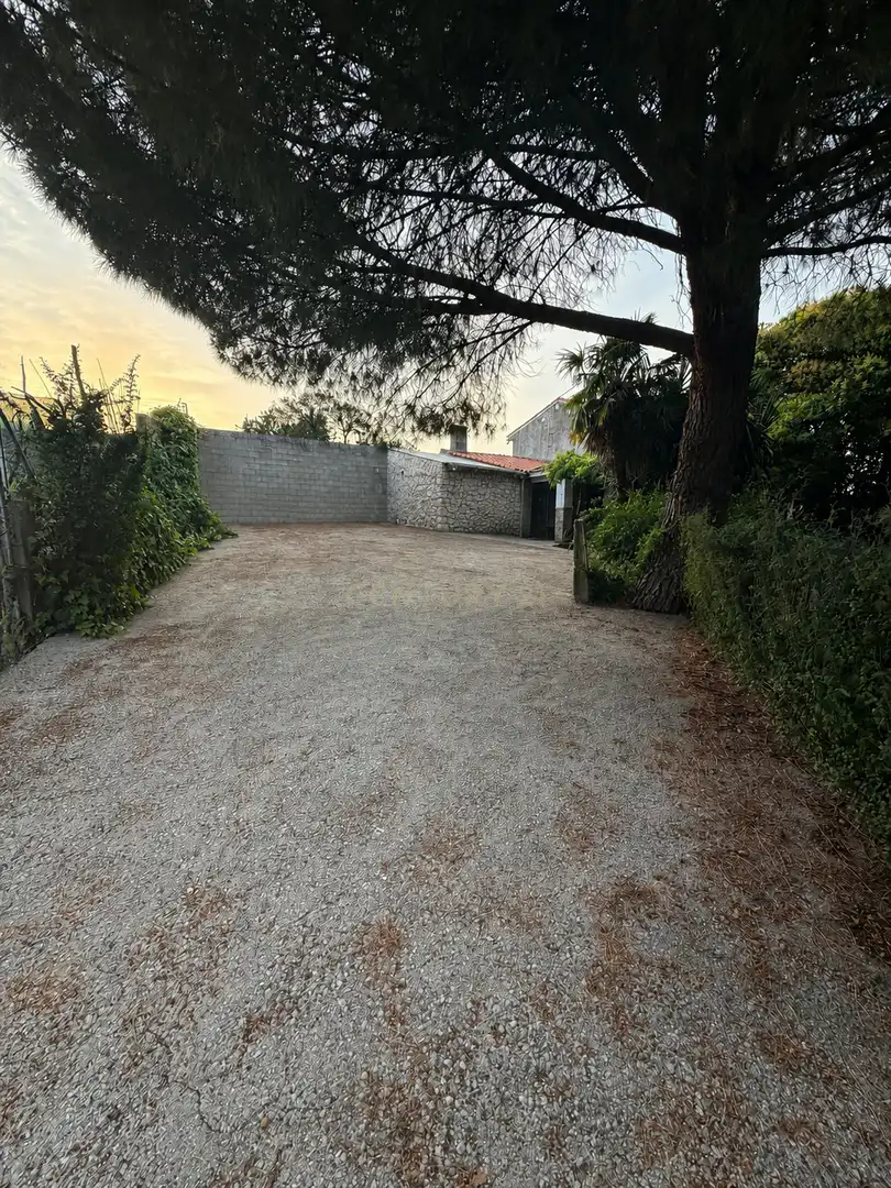 Aparcament de Casa o xalet en venda en Trujillo amb Aire condicionat, Jardí privat i Traster