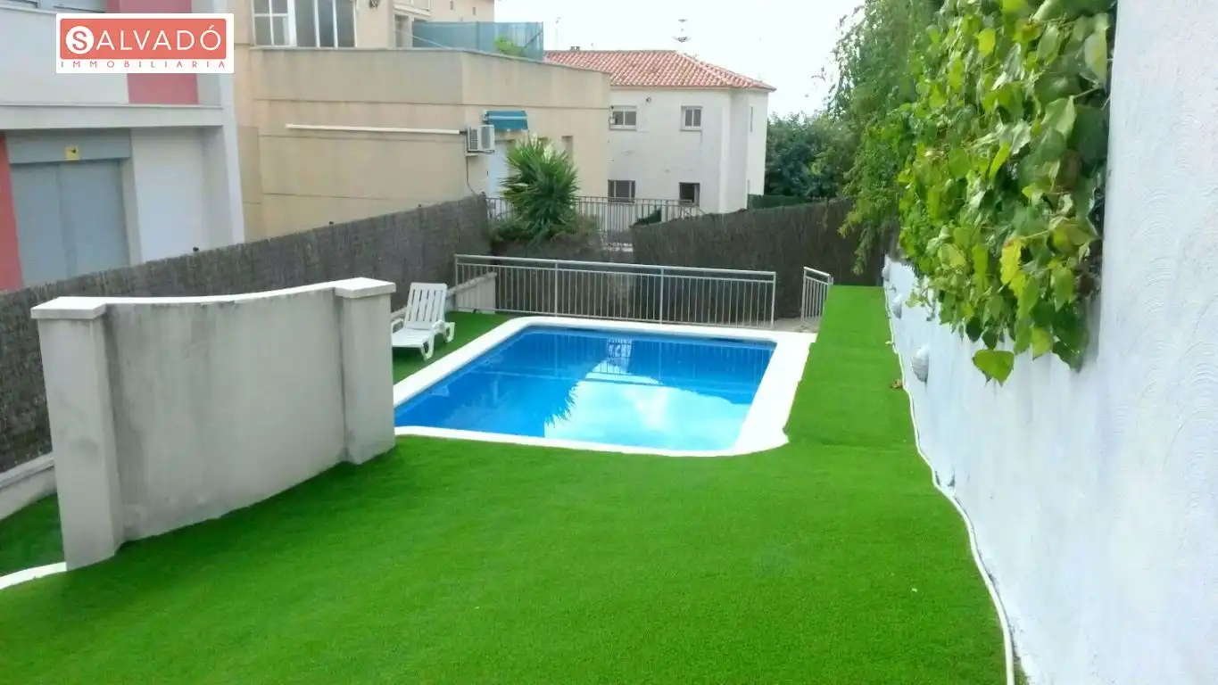 Piscina de Planta baja en venta en Calafell con Aire acondicionado, Calefacción y Terraza