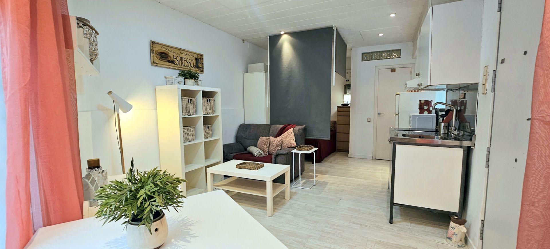 Estudi de lloguer a Carrer de Lluís Sagnier, 46, El Guinardó