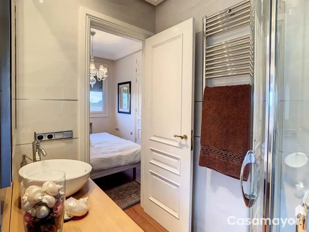 Habitación de Casa o chalet en venta en Mutxamel con Aire acondicionado, Calefacción y Jardín privado