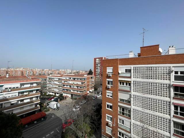 Piso en Venta en camarena en Aluche