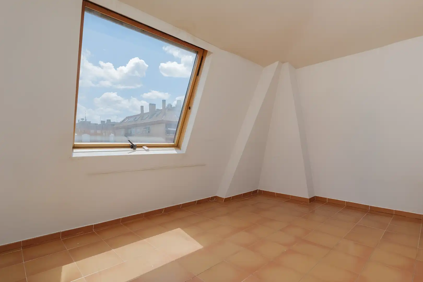 Dormitori de Dúplex en venda en Madrid amb Aire condicionat, Calefacció i Parquet