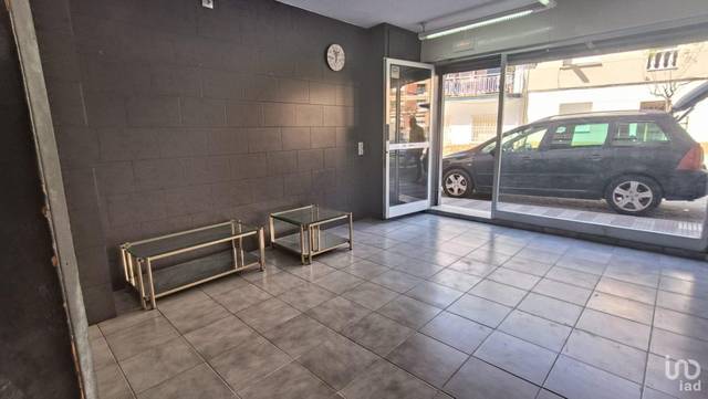 Local comercial en Venta en de Velázquez en Les Roquetes