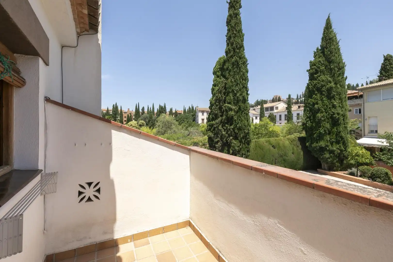 Terrassa de Casa adosada en venda en Granada amb Jardí privat