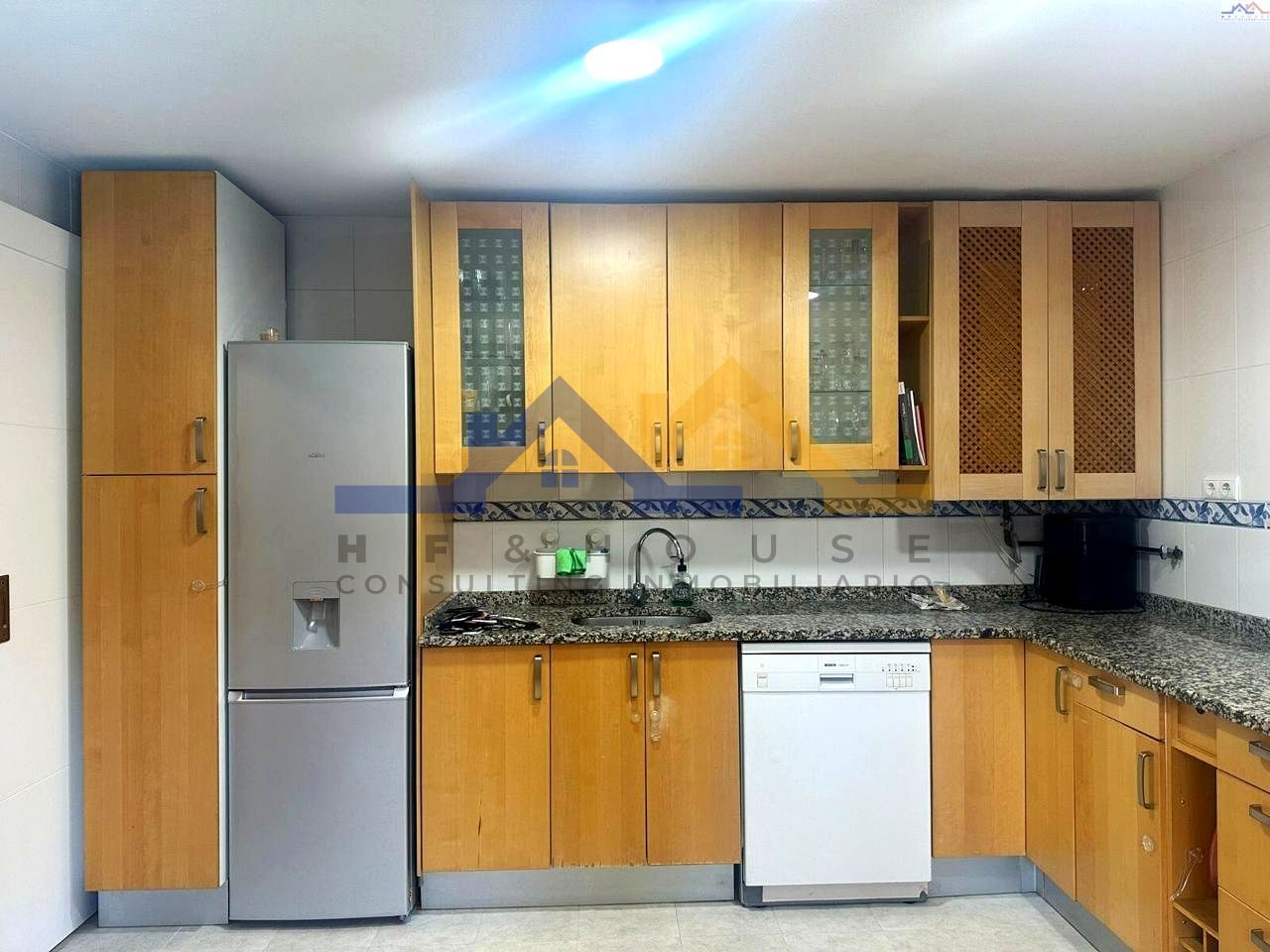 Cuina de Casa adosada en venda en Seseña amb Aire condicionat, Calefacció i Traster