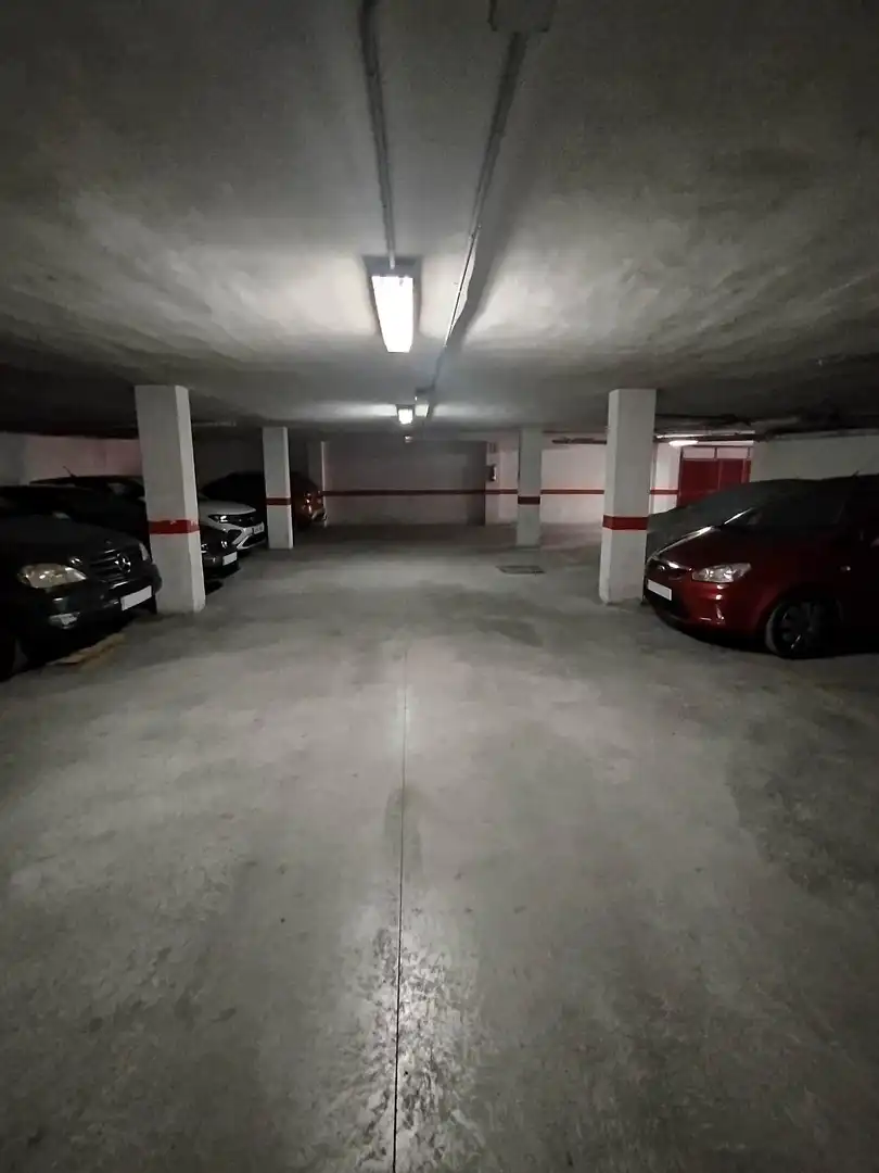 Parking de Piso en venta en Torredelcampo con Calefacción y Trastero