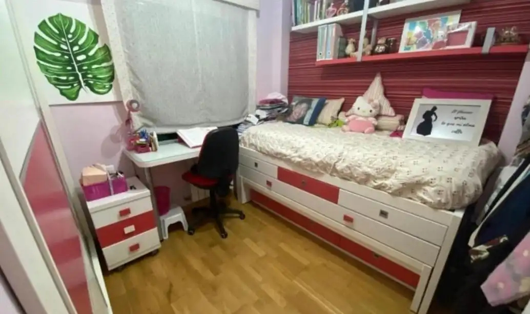 Dormitori de Casa adosada en venda en Albacete amb Aire condicionat, Calefacció i Jardí privat