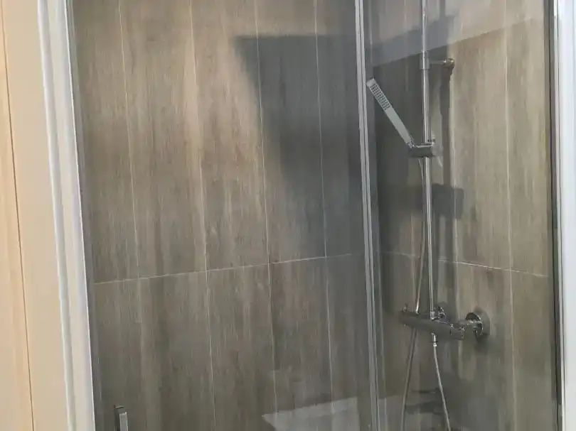 Badezimmer von Wohnung zur Miete in  Córdoba Capital mit Klimaanlage